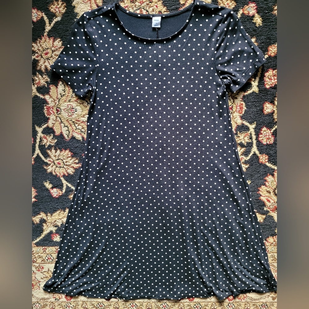 Polka Dot Short Sleeve Swing Dress in Black & White by Old Navy
